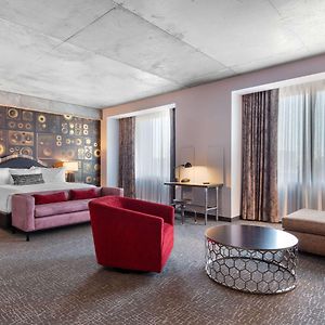 King Suite Mobility accessible